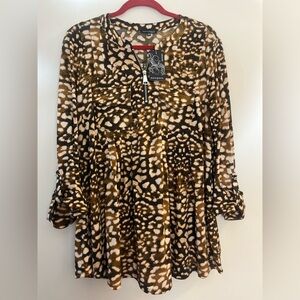 Woman’s 1x, Ava & Grace Leopard print 3/4 sleeve top. New w tags!